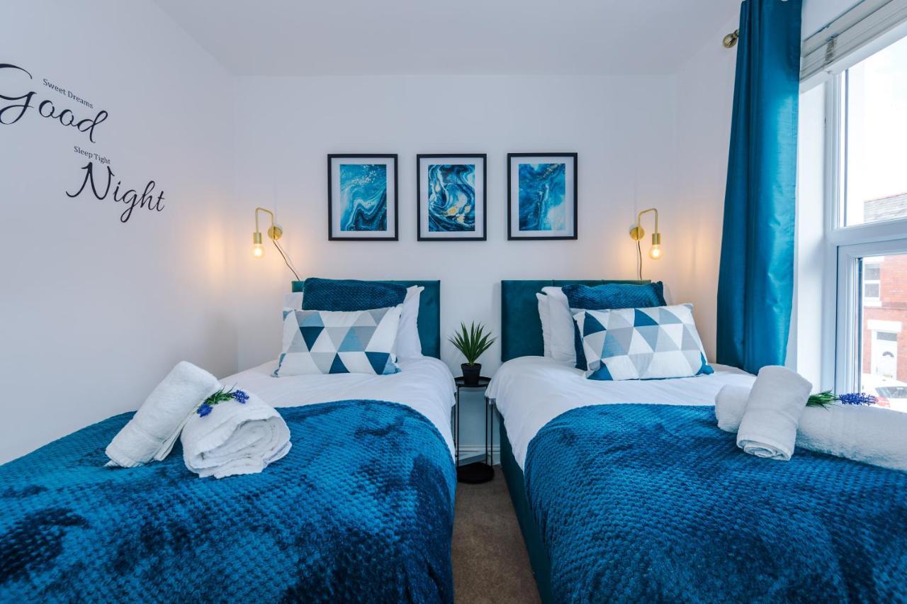 Pristine 2-Bed House In Chester By 53 Degrees Property, Ideal For Families & Small Groups, Great Location - Sleeps 6 Hough Green 외부 사진